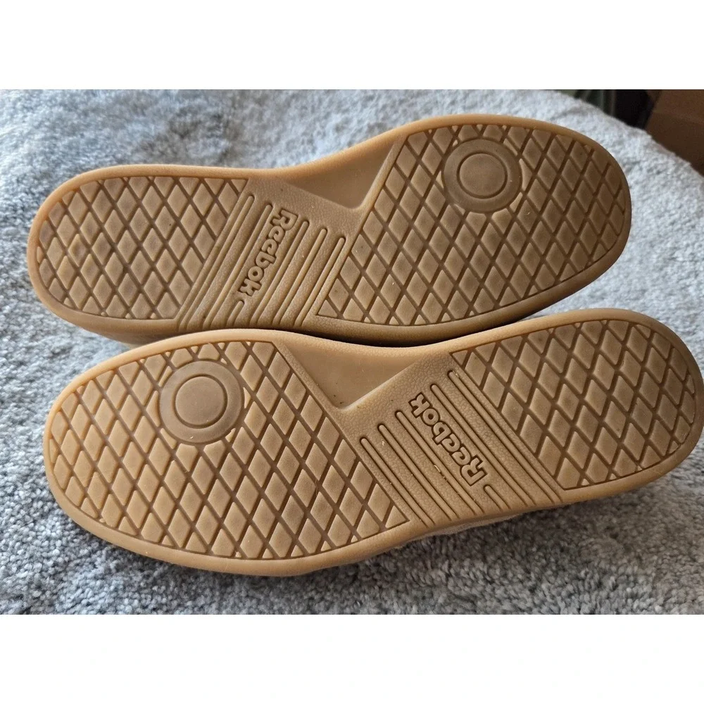 REEBOK Women's Suede Sneakers Sz 8 with Comfort Footbed By ORTHOLITE ~ EUC ~